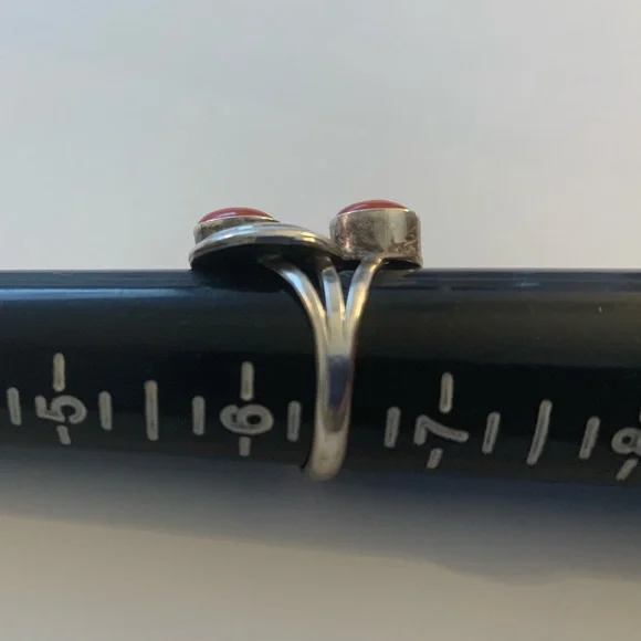 Sterling Silver and Coral Ring - Picture 4 of 7
